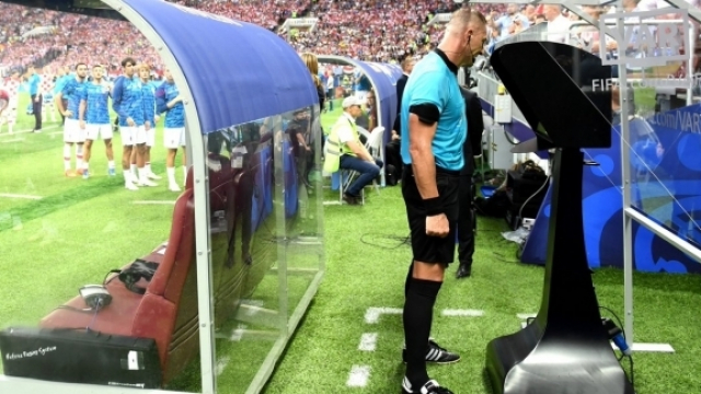 VAR VAR