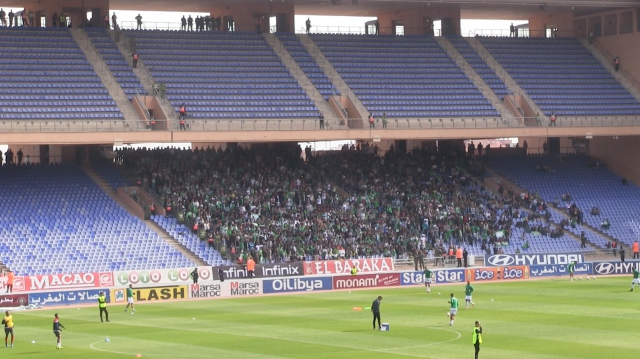 Public au stade de Marrakech lors du derby 125 Public au stade de Marrakech lors du derby 125