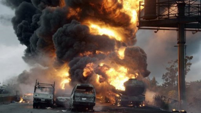 explosion d'un camion citerne explosion d'un camion citerne
