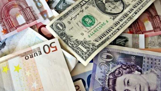Devises, euros, dollars Devises, euros, dollars