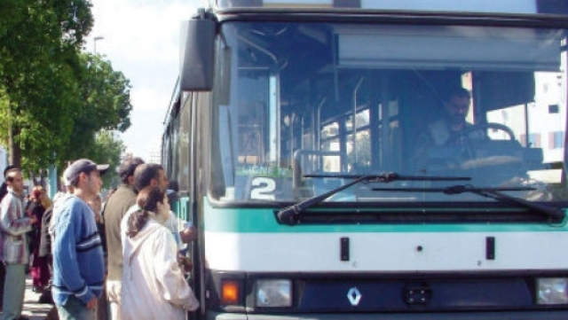 Scandaleux M Dina Bus Quitte Casablanca Non Sans Laisser Plus De