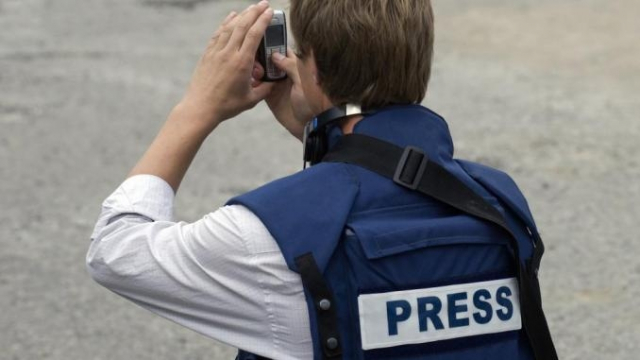Françafrique: les journalistes de RFI dénoncent un projet de Macron et Philippe Françafrique: les journalistes de RFI dénoncent un projet de Macron et Philippe