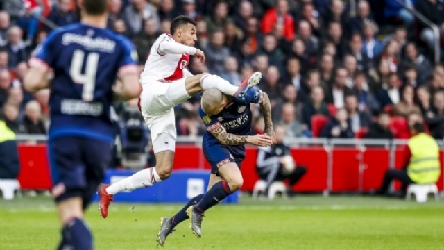 Mazraoui vs PSV Mazraoui vs PSV