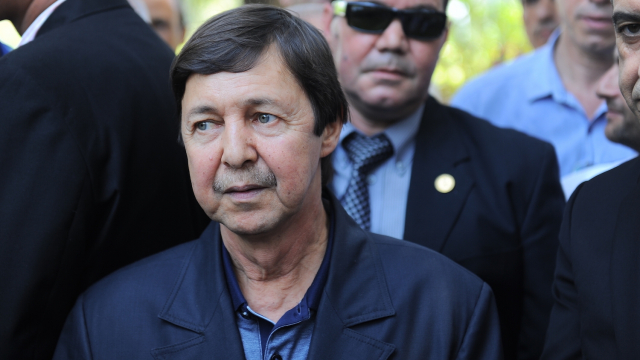 Algérie: Saïd et Nacer Bouteflika en résidence surveillée, selon El Watan Algérie: Saïd et Nacer Bouteflika en résidence surveillée, selon El Watan