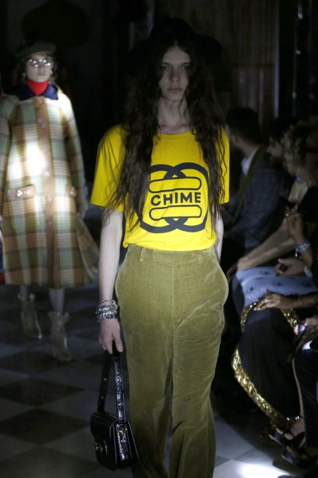 Modèle Tshirt Chime Gucci