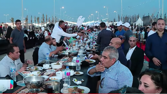 Table d'Iftar Table d'Iftar