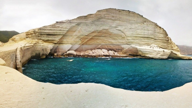 La plage de Cala Blanca La plage de Cala Blanca