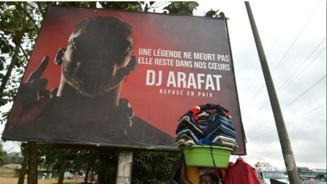 Vidéo. Côte d'Ivoire: 24h de concert d'affilé en hommage à la légende DJ Arafat Vidéo. Côte d'Ivoire: 24h de concert d'affilé en hommage à la légende DJ Arafat