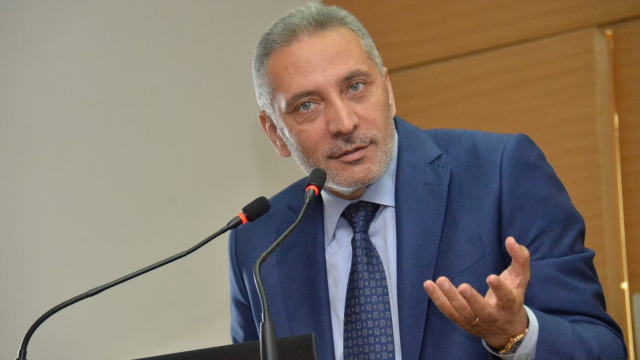Moulay Hafid Elalamy, ministre de l'Industrie et du Commerce Moulay Hafid Elalamy, ministre de l'Industrie et du Commerce