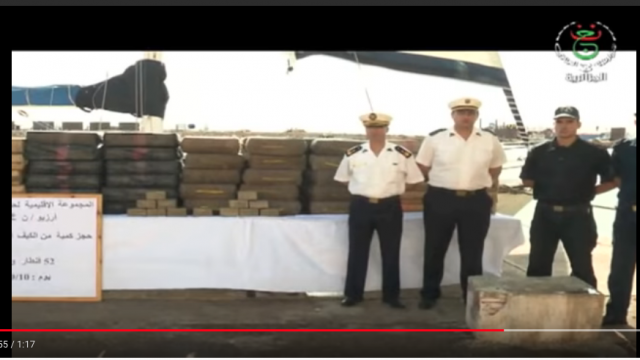 Vidéo. Algérie: un voilier allemand arraisonné avec 5 tonnes de drogue à bord Vidéo. Algérie: un voilier allemand arraisonné avec 5 tonnes de drogue à bord