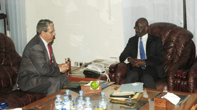 Mohamed Ould Merzoug et Noureddine Khandoudi. Mohamed Ould Merzoug et Noureddine Khandoudi.
