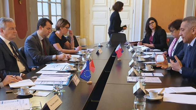 Lors de la rencontre Benchaaboun-Moulay Hafid Elalamy-Bruno Le Maire, jeudi 19 décembre à Paris Lors de la rencontre Benchaaboun-Moulay Hafid Elalamy-Bruno Le Maire, jeudi 19 décembre à Paris