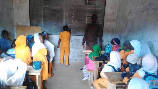 Cameroun: arrestation d'un instituteur soupçonné d’avoir violé ses élèves Cameroun: arrestation d'un instituteur soupçonné d’avoir violé ses élèves