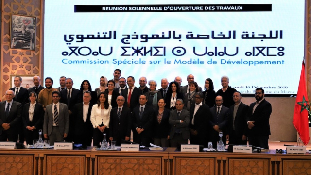 Commission spéciale sur le modèle de développement Commission spéciale sur le modèle de développement