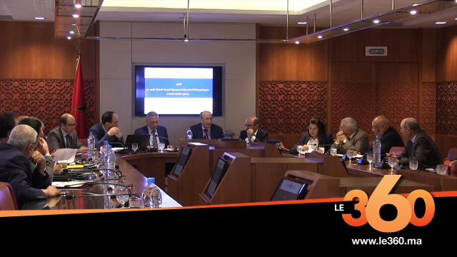 Cover_Vidéo: Parlement: Elalamy annonce une nouvelle stratégie dédiée au développement du commerce national Cover_Vidéo: Parlement: Elalamy annonce une nouvelle stratégie dédiée au développement du commerce national