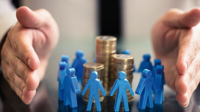 crowdfunding crowdfunding