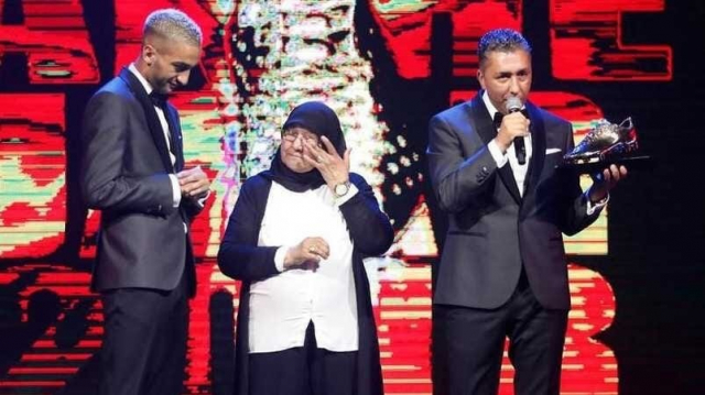 Ziyech et sa Maman Ziyech et sa Maman
