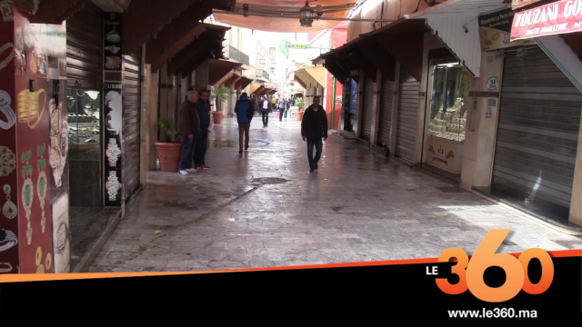 Cover_Vidéo: تجار المدينة القديمة بوجدة يغلقون محلاتهم بسبب كورونا
