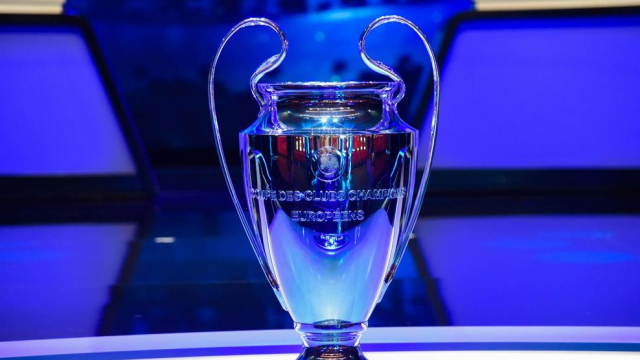 Trophée de la Ligue des Champions UEFA Trophée de la Ligue des Champions UEFA
