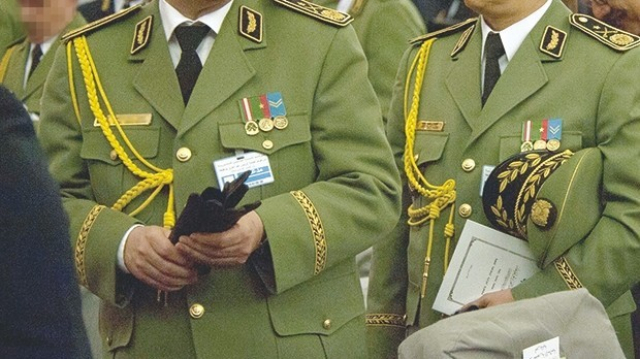 Algérie: le nouveau coronavirus tue les officiers de l'Armée nationale populaire Algérie: le nouveau coronavirus tue les officiers de l'Armée nationale populaire