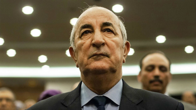 Algérie: en pleine crise, Tebboune prend des décisions menant le pays droit dans le mur Algérie: en pleine crise, Tebboune prend des décisions menant le pays droit dans le mur