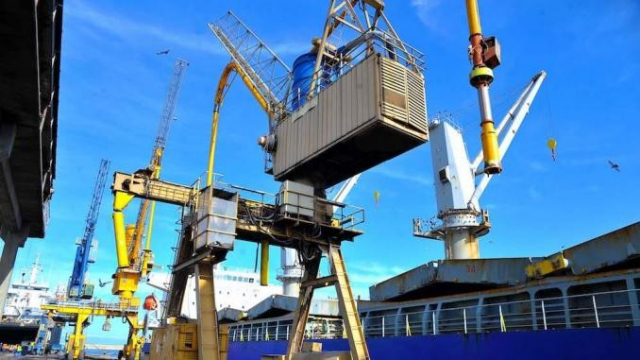 Algérie: pour limiter les importations, le régime concote une nouvelle recette Algérie: pour limiter les importations, le régime concote une nouvelle recette
