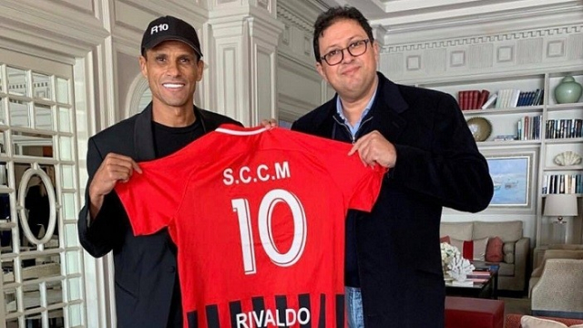 Rivaldo et Aït Menna Rivaldo et Aït Menna
