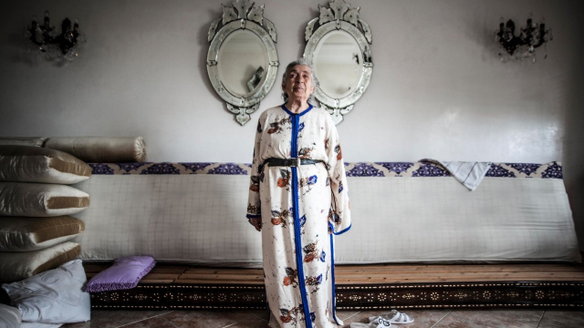 GrandMa's hands de Hicham Ouazzani GrandMa's hands de Hicham Ouazzani