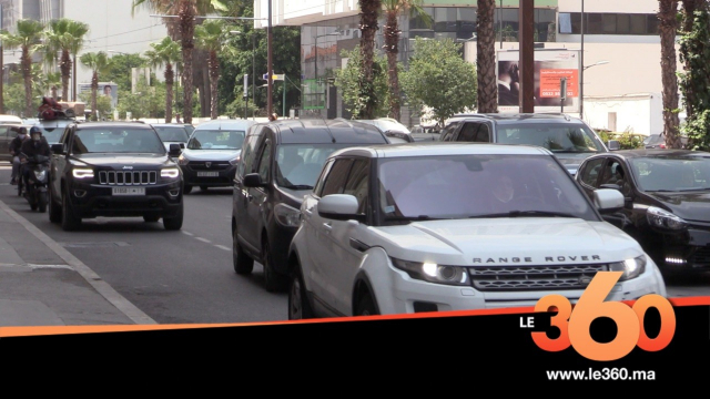 Cover Vidéo - الإزدحام واضطراب حركة السير يعود لشوارع البيضاء بعد أسابيع من السكون Cover Vidéo - الإزدحام واضطراب حركة السير يعود لشوارع البيضاء بعد أسابيع من السكون
