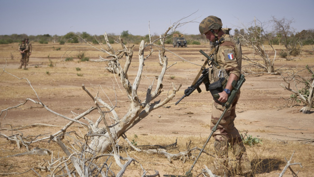 Sahel. Terrorisme: les enjeux du sommet entre Macron et les cinq chefs d'Etat du G5 Sahel. Terrorisme: les enjeux du sommet entre Macron et les cinq chefs d'Etat du G5
