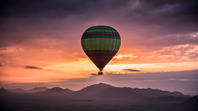 Une virée en Montgolfière à Marrakech, au petit matin. Une virée en Montgolfière à Marrakech, au petit matin.
