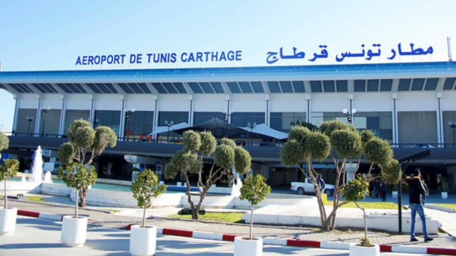 Covid-19: le tiers des Tunisiens rapatriés d'Algérie infectés Covid-19: le tiers des Tunisiens rapatriés d'Algérie infectés