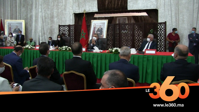 Cover_Vidéo: إنطلاق الموسم السياحي وطنيا لفائدة المغاربة المقيمين بالخارج Cover_Vidéo: إنطلاق الموسم السياحي وطنيا لفائدة المغاربة المقيمين بالخارج