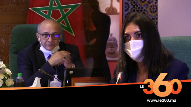 Cover Vidéo - L'e-commerce une bouée de sauvetage pour l'artisanat Cover Vidéo - L'e-commerce une bouée de sauvetage pour l'artisanat