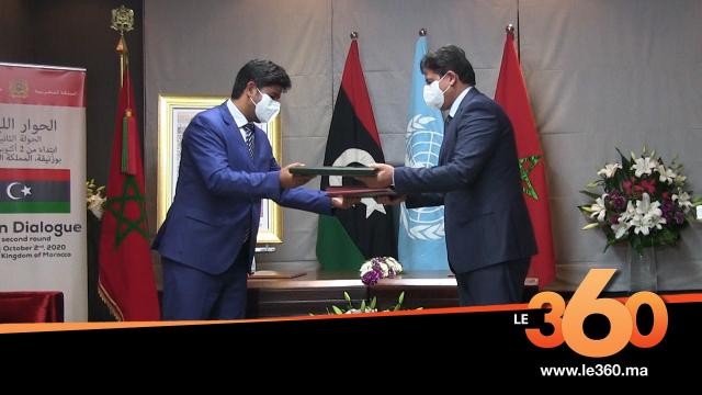 Cover_Vidéo: الحوار الييبي الثاني ينتهي بالاتفاق على المادة 15 من معاهدة الصخيرات Cover_Vidéo: الحوار الييبي الثاني ينتهي بالاتفاق على المادة 15 من معاهدة الصخيرات