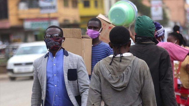 Covid-19: l'Afrique du Sud passe le cap des 700.000 cas Covid-19: l'Afrique du Sud passe le cap des 700.000 cas