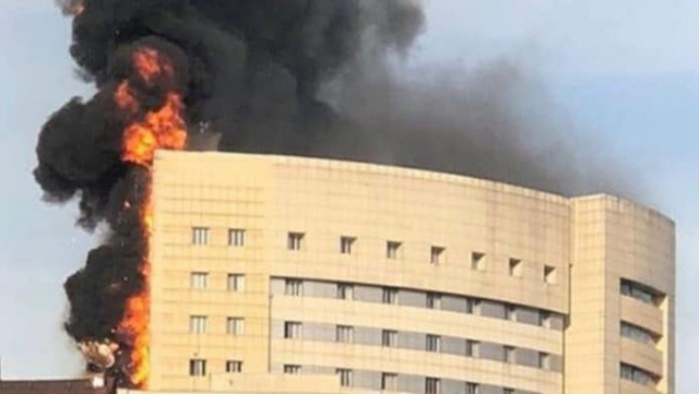 Égypte: sept malades du Covid-19 décèdent dans l'incendie d'un hôpital Égypte: sept malades du Covid-19 décèdent dans l'incendie d'un hôpital