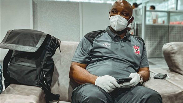 Pitso Mosimane, entraîneur sud-africain d'Al Ahly d'Egypte. Pitso Mosimane, entraîneur sud-africain d'Al Ahly d'Egypte.