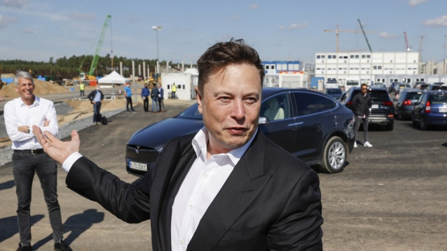 Elon Musk - Tesla Elon Musk - Tesla
