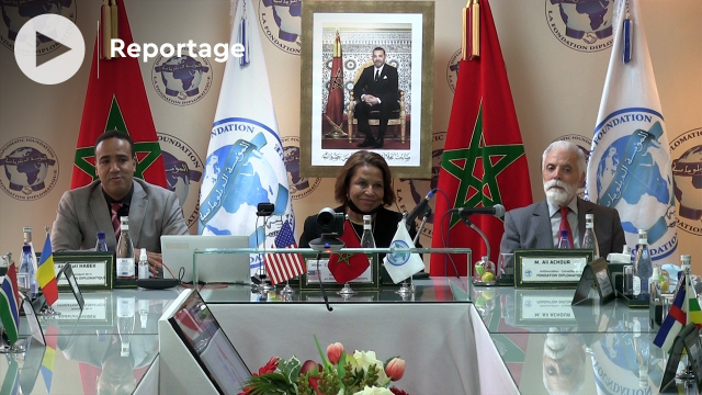 Cover Vidéo - Sahara marocain: une proche de Joe Biden salue les avancées du Maroc en matière notamment des droits de l'Homme Cover Vidéo - Sahara marocain: une proche de Joe Biden salue les avancées du Maroc en matière notamment des droits de l'Homme