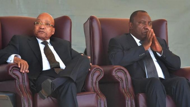 Ramaphosa-Zuma, vers une guerre fratricide au sommet de l'Etat Ramaphosa-Zuma, vers une guerre fratricide au sommet de l'Etat