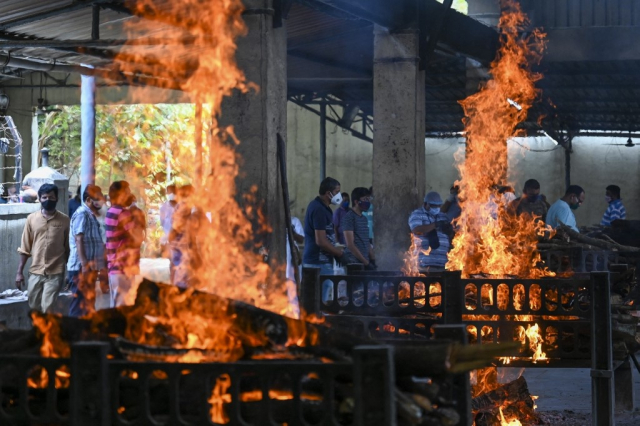 Inde - Feu - Hôpital - Coronavirus - Virar Inde - Feu - Hôpital - Coronavirus - Virar