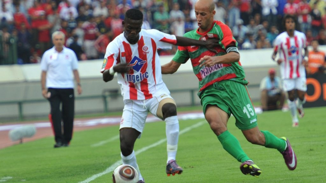 Wydad-Mouloudia d'Alger, le 30 juillet 2011 au Complexe Mohammed V de Casablanca. Wydad-Mouloudia d'Alger, le 30 juillet 2011 au Complexe Mohammed V de Casablanca.