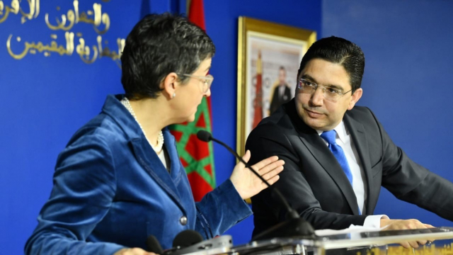 Arancha Gonzalez Laya, ministre espagnole des Affaires étrangères, et son homologue marocain, Nasser Bourita, Arancha Gonzalez Laya, ministre espagnole des Affaires étrangères, et son homologue marocain, Nasser Bourita,