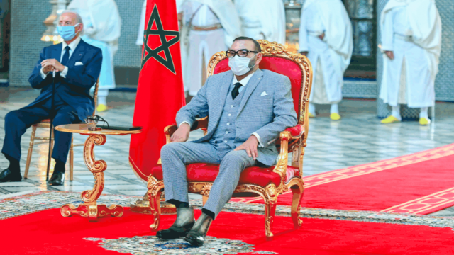 Roi Mohammed VI - Vaccin anti-Covid-19 marocain - Palais Royal de Fès Roi Mohammed VI - Vaccin anti-Covid-19 marocain - Palais Royal de Fès
