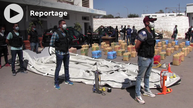 Coup de filet anti-drogue - Agadir - 2 tonnes de cannabis - Réseau de criminel - Trafic de drogue - Emigration illégale Coup de filet anti-drogue - Agadir - 2 tonnes de cannabis - Réseau de criminel - Trafic de drogue - Emigration illégale