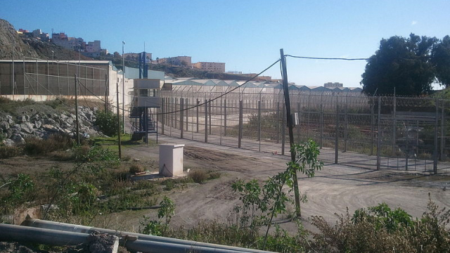 Barrière de Ceuta - frontière - grillage