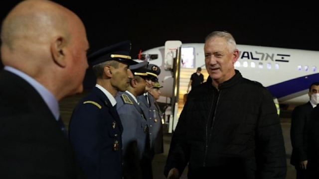 Benny Gantz - Visite au Maroc - Arrivée Aéroport de Rabat-Salé Benny Gantz - Visite au Maroc - Arrivée Aéroport de Rabat-Salé