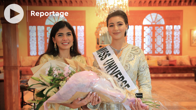 cover vidéo Fatima-Zahra Khayat, Miss Univers Maroc 2021 cède son titre à sa première dauphine, Kawtaz Benhalima cover vidéo Fatima-Zahra Khayat, Miss Univers Maroc 2021 cède son titre à sa première dauphine, Kawtaz Benhalima