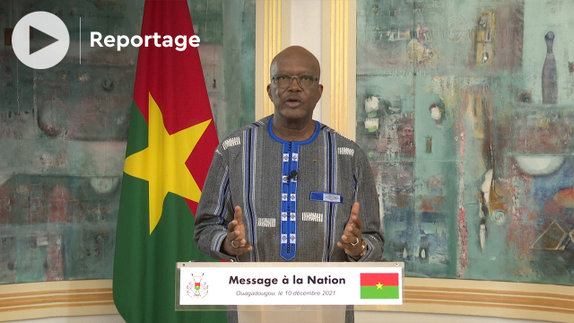 Vidéo. Le président Kaboré appelle les Burkinabè à l’effort de guerre à l&#039;occasion de la fête d&#039;indépendance 